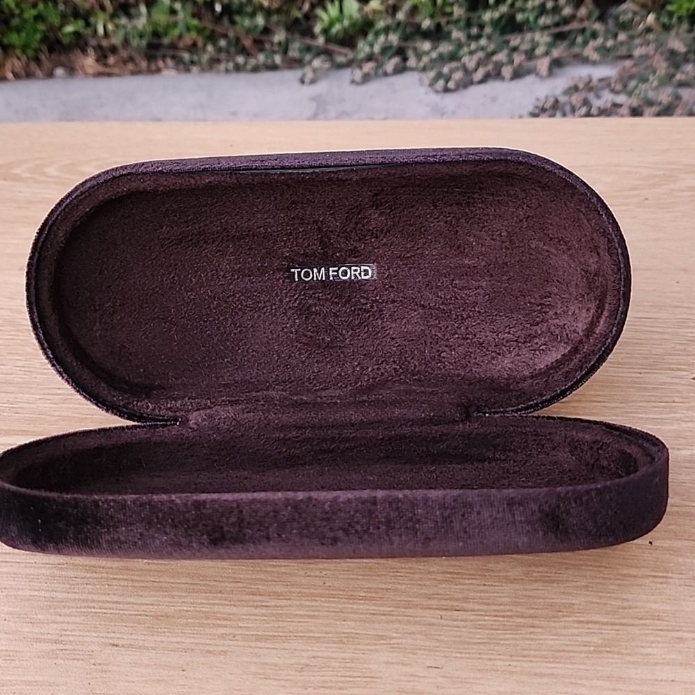 Tom Ford Dark Brown Velvet Eyewear Case - Picture 6 of 9